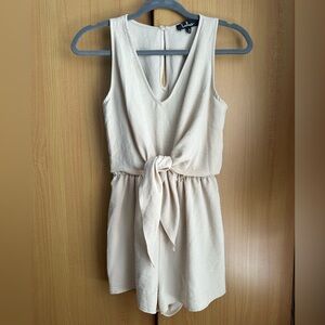 Sleeveless tan romper XS